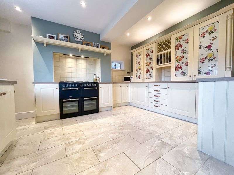 Property for Sale in Newbridge Gardens, Bridgend, Cf31