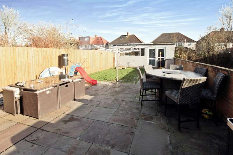 Property for Sale in York Avenue, Hayes, Ub3