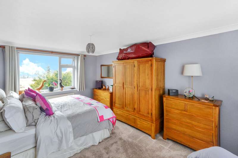 Property for Sale in Romney Road, Lydd, Tn29