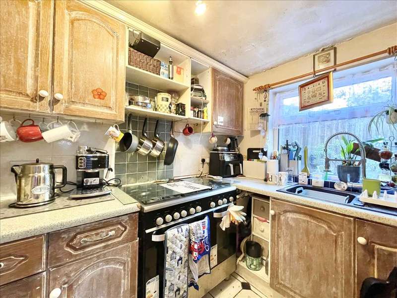 Property for Sale in Main Street, Huthwaite, Ng17