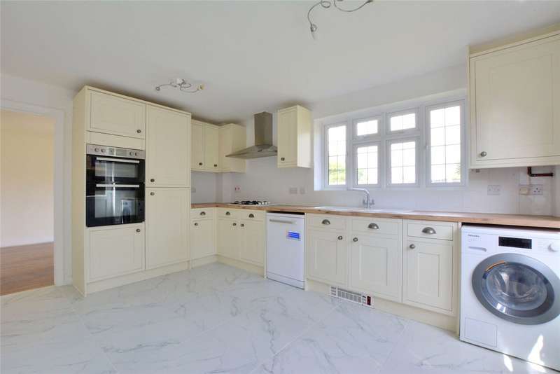 Property to rent in Beechwood Rise, Chislehurst, Br7