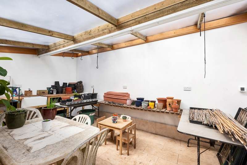 Property for Sale in London Road West, Batheaston, Bath, Ba1