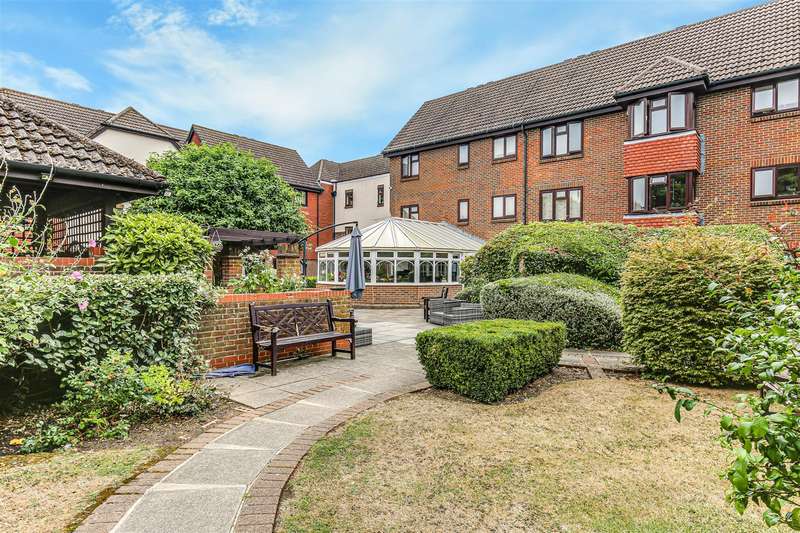 Property for Sale in Main Road, Biggin Hill, Tn16