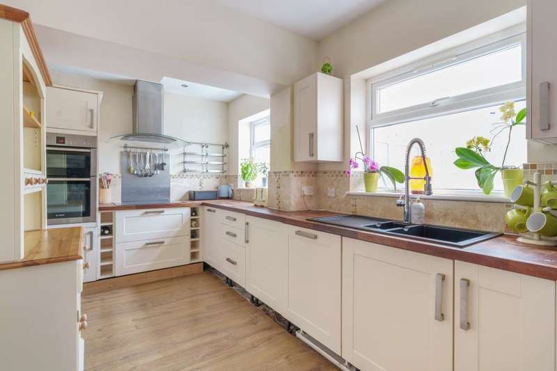 Properties for Sale in Harrow, Chestnut Drive Harrow Middlesex