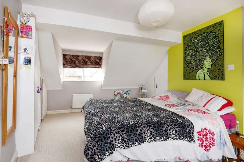 Property to rent in Main Road, Middleton Cheney, Ox17