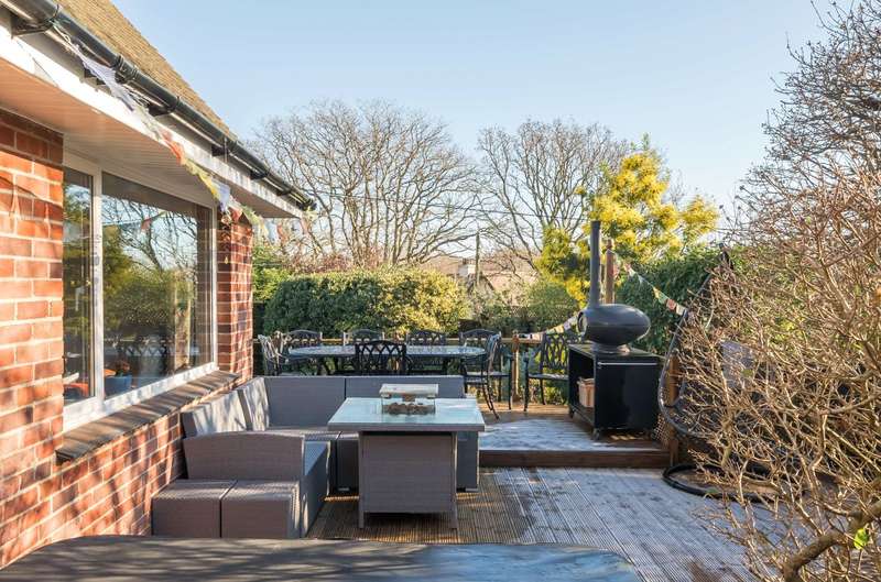 Property for Sale in Exe View, Cofton Hill, Cockwood, Exeter, Devon