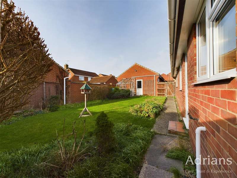 Property for Sale in Henniker Gate, Chelmsford, Cm2