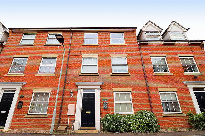 1 Bedroom House Share for rent in Croyland Drive, Elstow, Bedford, MK42