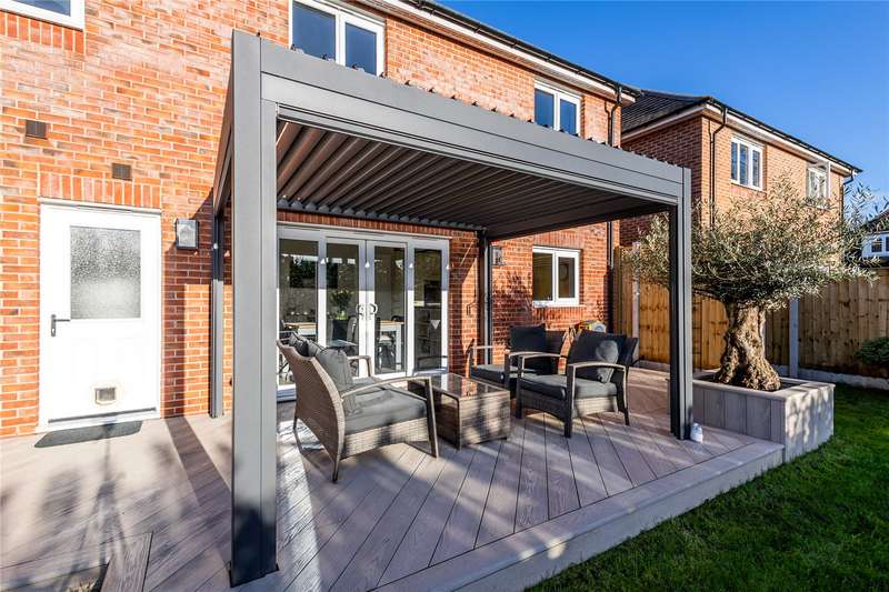 Property for Sale in Wadlow Drive, Shifnal, Shropshire, Tf11