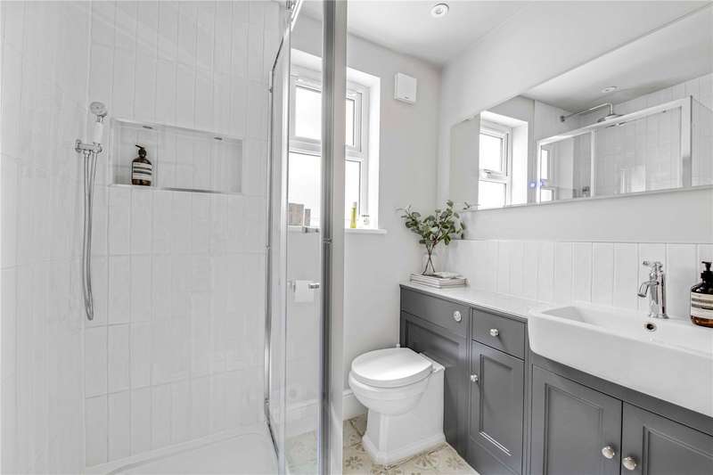 Property for Sale in Mablethorpe Road, Fulham, London, Sw6