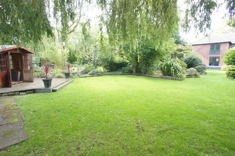 Property to rent in Culcheth Hall Drive, Culcheth, Warrington, Wa3