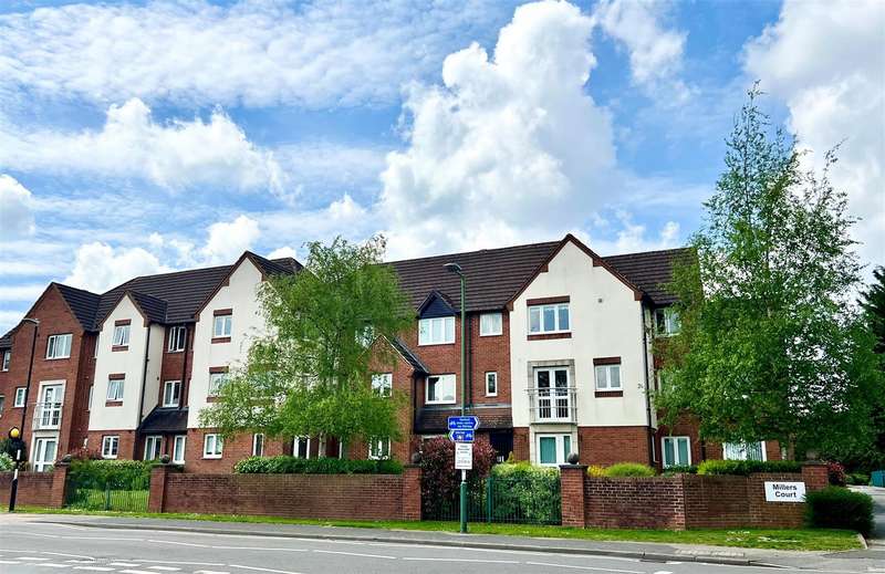 Property for Sale in Haslucks Green Road, Shirley, Solihull, B90