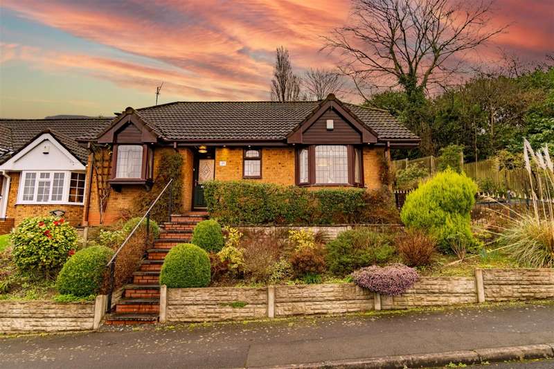 Property for Sale in Brades Close, Halesowen, B63