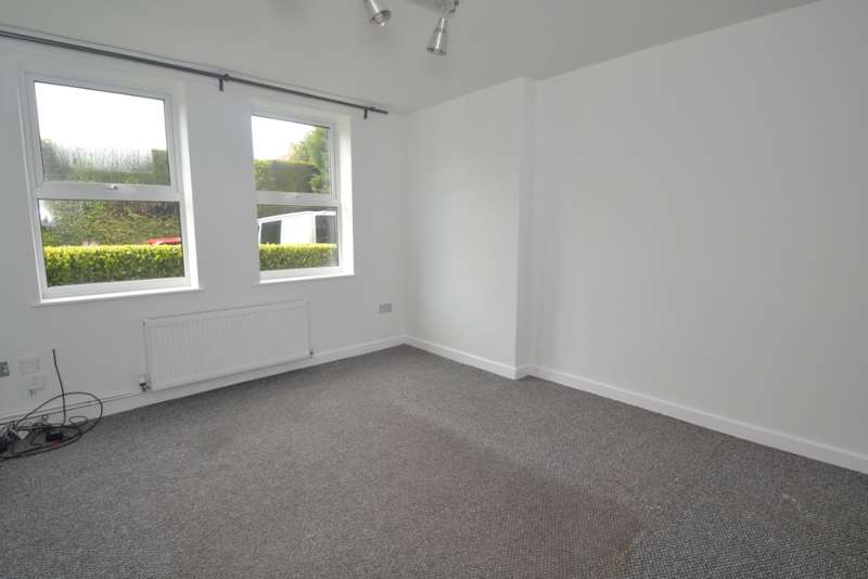 Property to rent in Court, Stockport Road, Hyde, Sk14