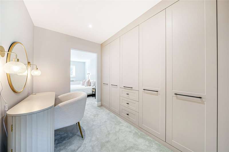 Property for Sale in Regency Gardens, Waltononthames, Surrey, Kt12