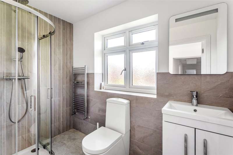 Property for Sale in Marlyns Close, Burpham, Guildford, Surrey, Gu4