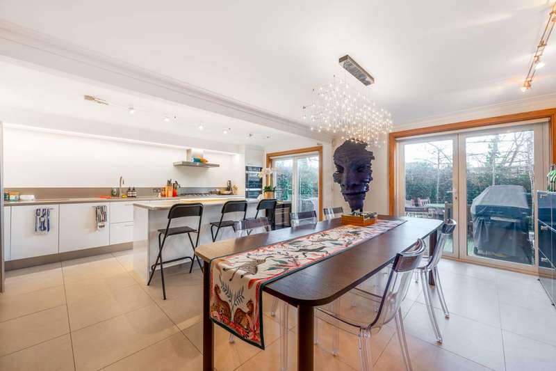 4 Bedrooms House for sale in Lansdowne Crescent, Notting Hill, W11
