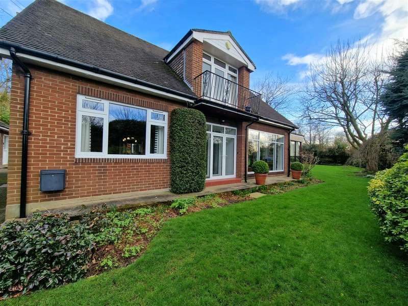 4 Bedrooms Detached House for sale in High Street, Low Pittington, Durham, DH6