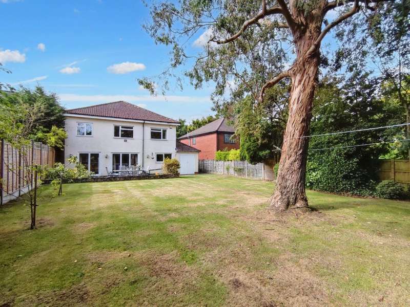 5 Bedrooms Detached House for sale in Croft Road, Wilmslow, SK9