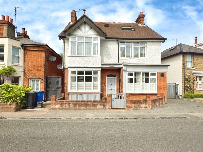 1 Bedroom Flat for sale in The Pound, Cookham, Maidenhead, Berkshire, SL6