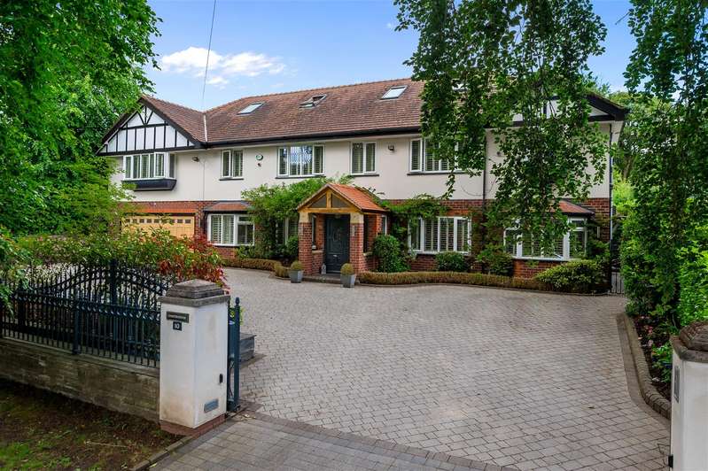 7 Bedrooms House for sale in Broad Walk, Wilmslow, SK9