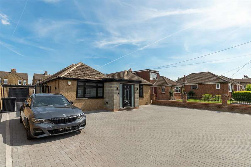 4 Bedrooms Detached Bungalow for sale in Springfield Road, Larkfield, ME20