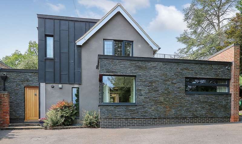 3 Bedrooms Detached House for sale in Riverview Road, Pangbourne, RG8