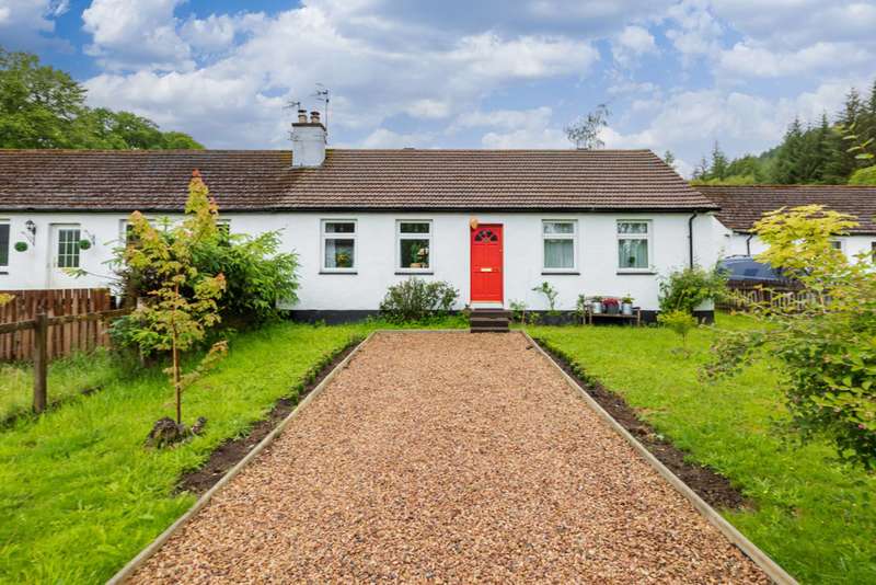 3 Bedrooms Semi Detached House