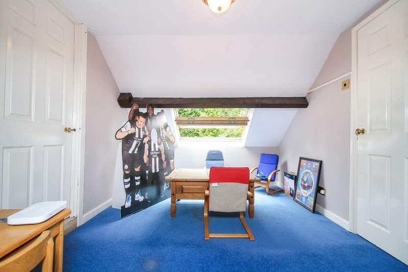 Property for Sale in South Drive, Woolsington, Newcastle Upon Tyne
