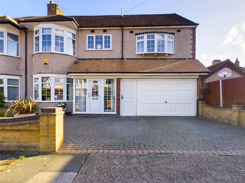 Properties for Sale in Romford, Parkway Romford Essex