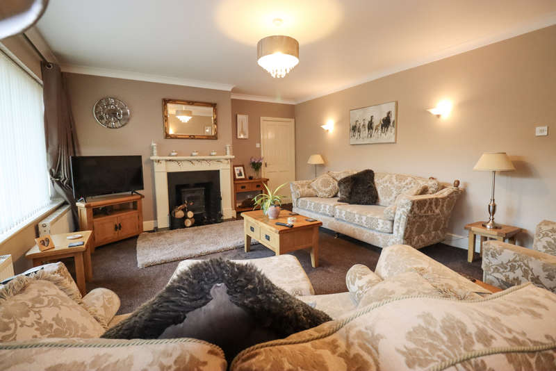 Property for Sale in Roxby, Dn15