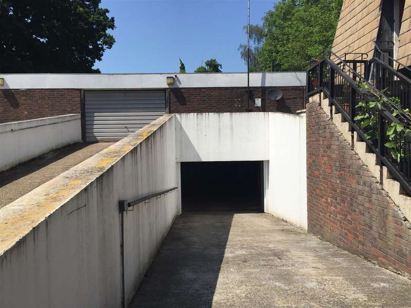 Property for Sale in Lodge Close, Edgware, Ha8