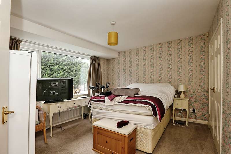 Property for Sale in Maurice Drive, Countesthorpe, Leicester, Le8