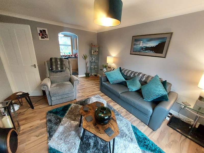 Property for Sale in Lennox Drive, Clydebank, Dunbartonshire, G81