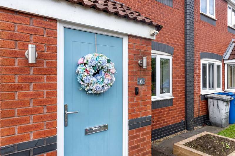 Property for Sale in Soane Close, Ashtoninmakerfield, Wigan, Wn4