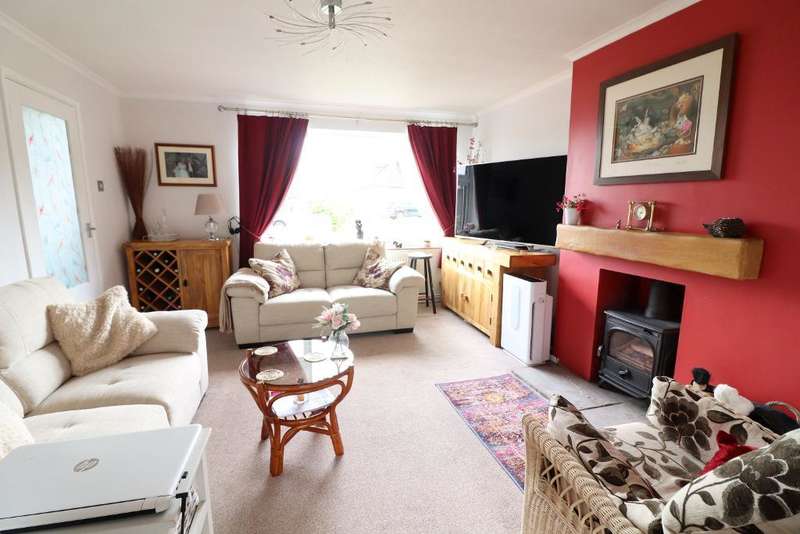 Property for Sale in Stanley Road, Streatley, Bedfordshire, Lu3