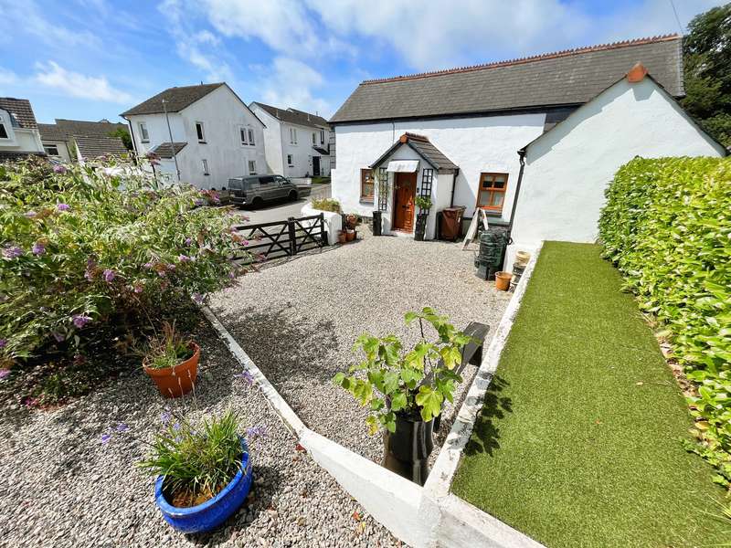 Property for Sale in Fairmead Mews Lower Burraton, Saltash, Pl12