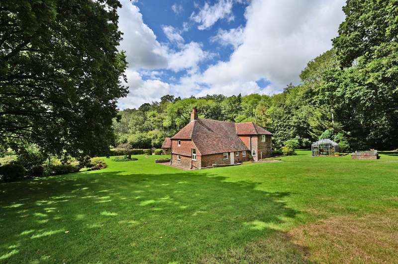 Property for Sale in Bearstakes, New Way Lane, Hurstpierpoint, Hassocks
