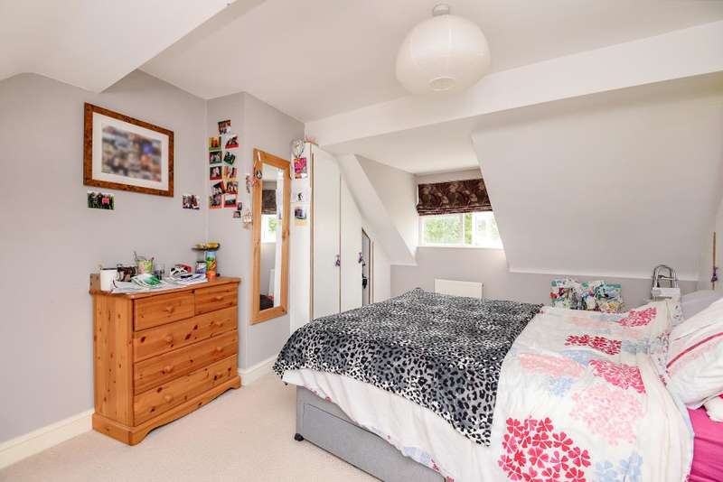 Property to rent in Main Road, Middleton Cheney, Ox17