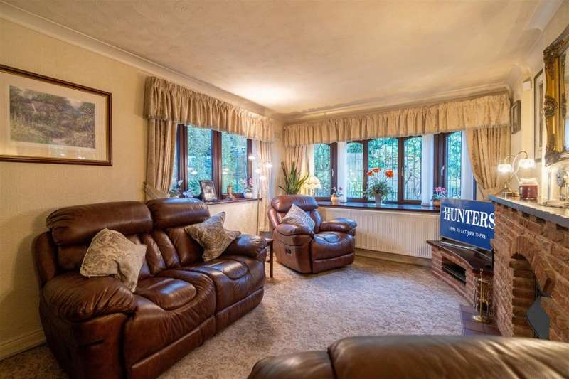 Property for Sale in Brades Close, Halesowen, B63