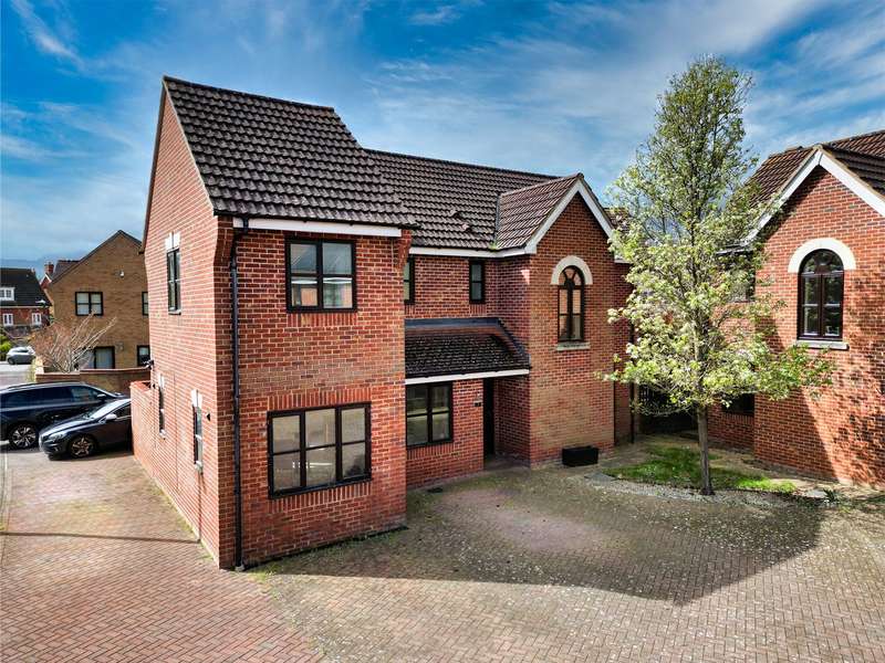 Property for Sale in Rushfields Close, Westcroft, Mk4