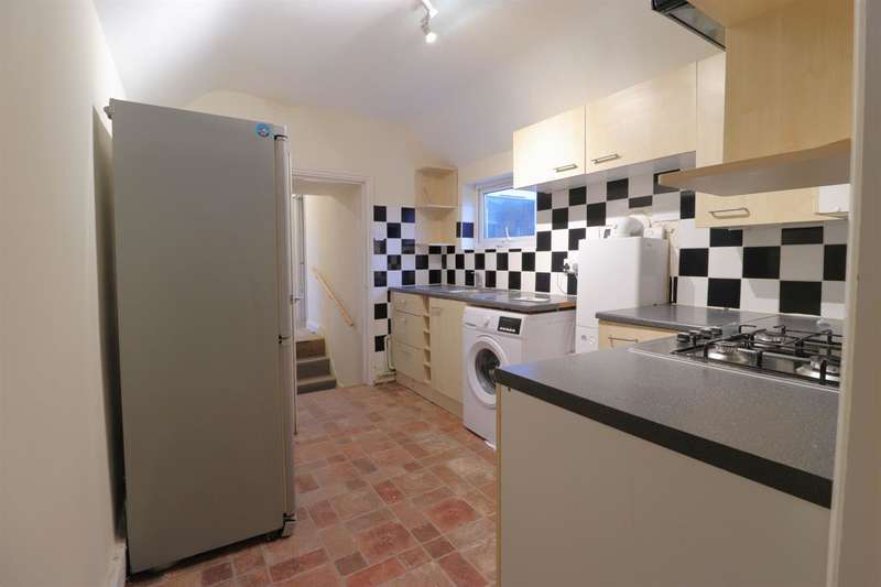 Property for Sale in Winstanley Road, Wellingborough, Nn8