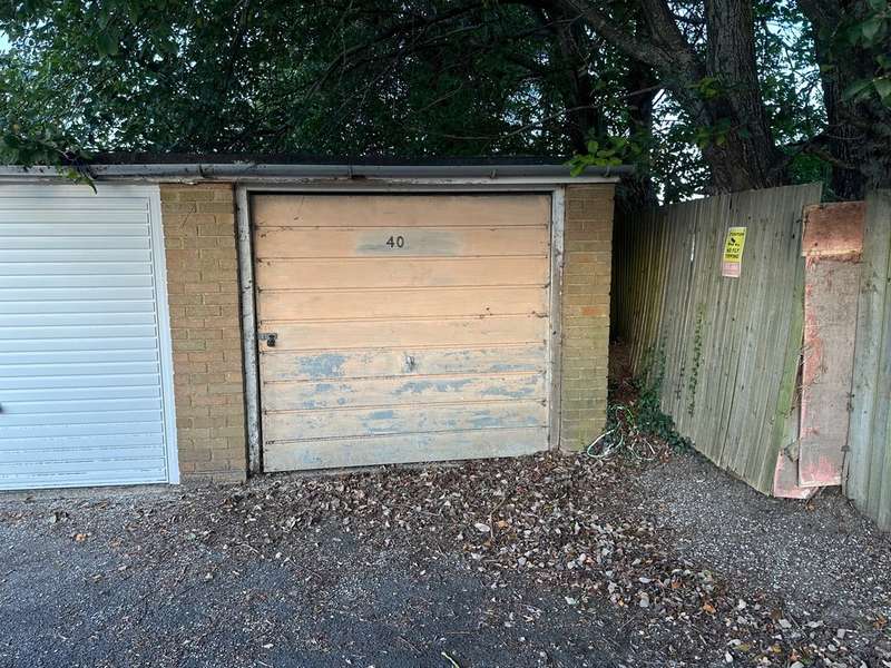 Property to rent in Maple Drive, Burgess Hill, Rh15