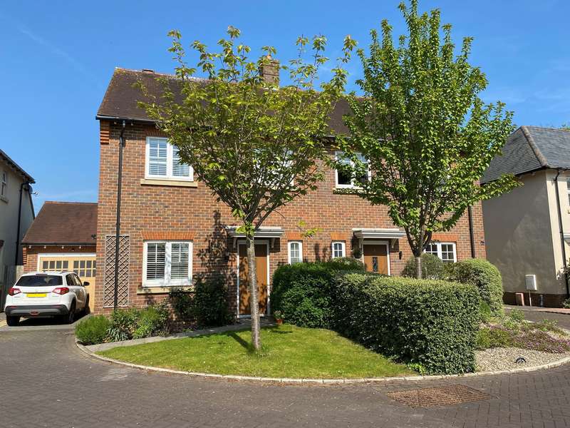 Property for Sale in Oakford Park, Halnaker, Po18