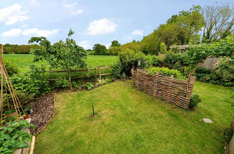 Property for Sale in Oakford Park, Halnaker, Po18