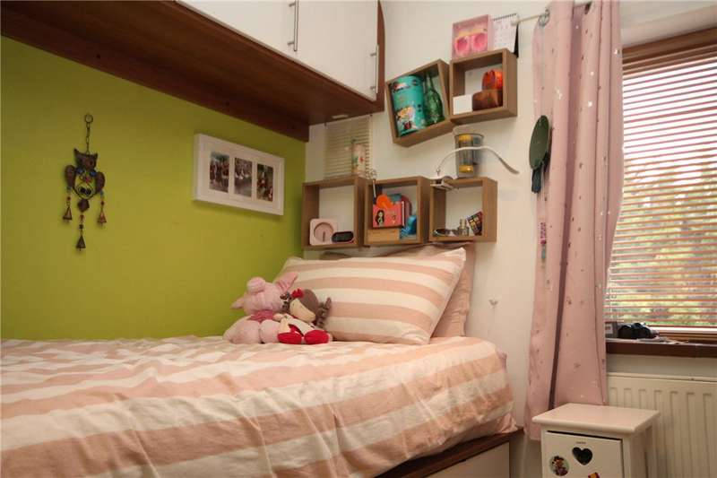 Property for Sale in Hook Road, Epsom, Surrey, Kt19