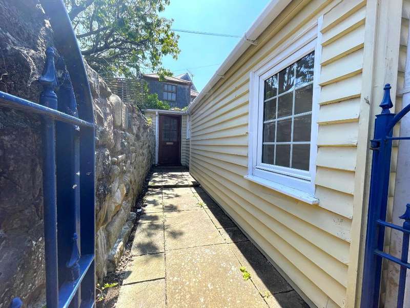 Properties for Sale in Penzance, Promenade Penzance Cornwall