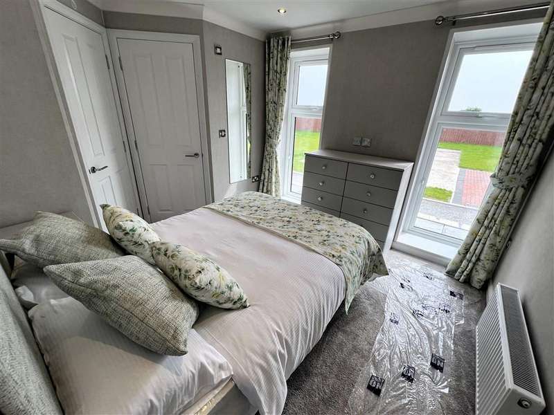 Property for Sale in Ryther Road, Ulleskelf, Tadcaster, Ls24