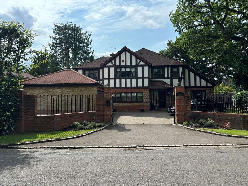 5 Bedrooms Detached House for sale in Parsonage Lane, Farnham Common, SL2