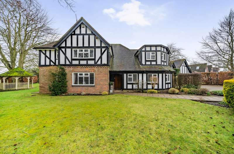 4 Bedrooms House for sale in The Avenue, Dunstable, Bedfordshire, LU6